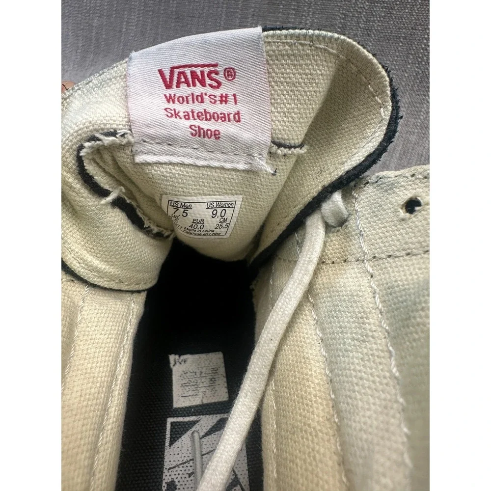 Vans Sk8-Hi Unisex M7.5/W9 Sneaker Black Suede High Top Lace Up Skateboard Shoes